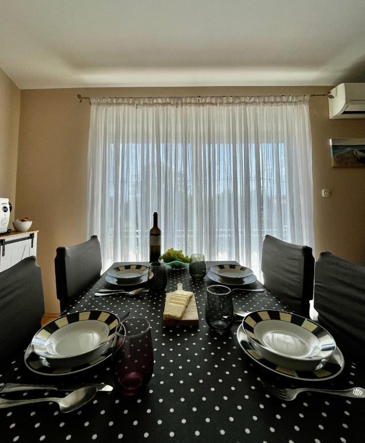 Apartments Tino & Leon Sukošan Kültér fotó