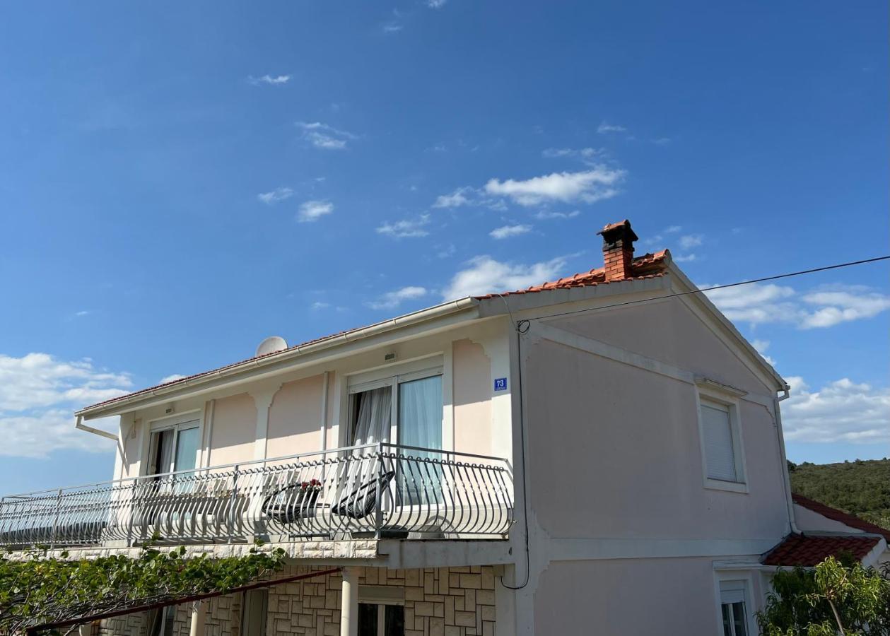 Apartments Tino & Leon Sukošan Kültér fotó