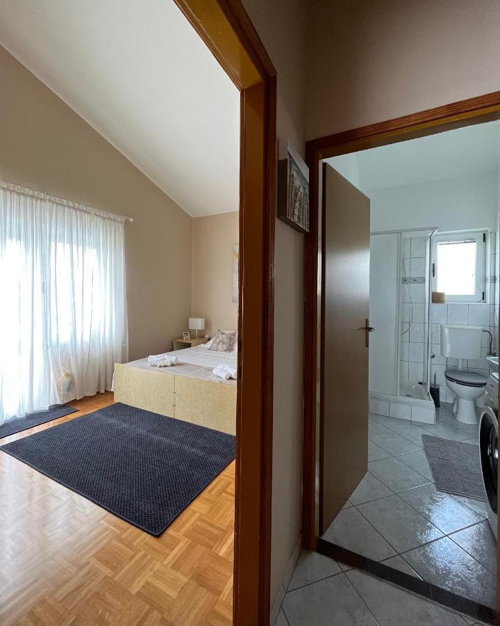 Apartments Tino & Leon Sukošan Kültér fotó